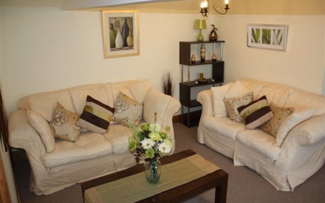 Robertsbridge Retreat Upper Apartment