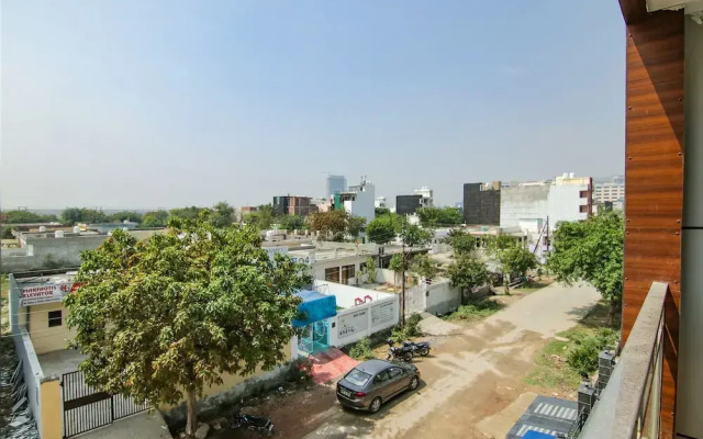 Fabhotel Satyam International