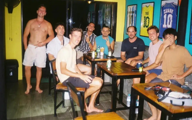 The 10 club hostel