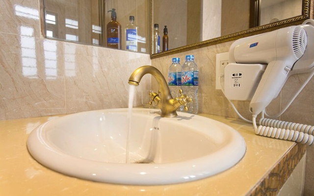 Rosy Luxury House – Bathroom – Nha Trang