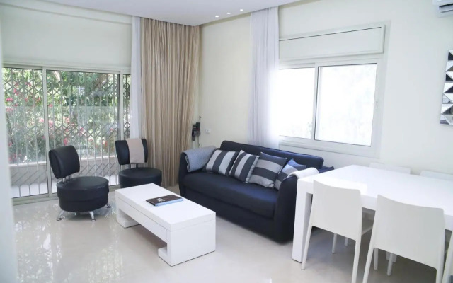 Dizengoff - Lovely family apartment 3 rooms.