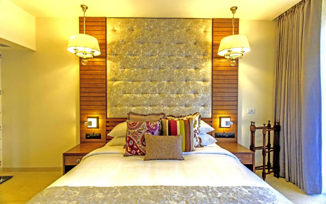 Acron Waterfront Resort