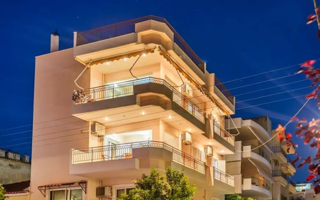 Spacious Urban Haven-family Home Perfect Location