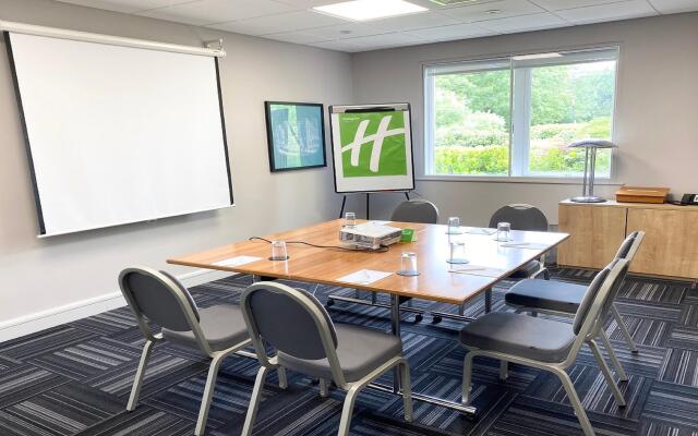 Holiday Inn Aylesbury by IHG