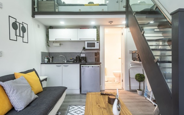 Studio in Central Reading- Next to Town Centre