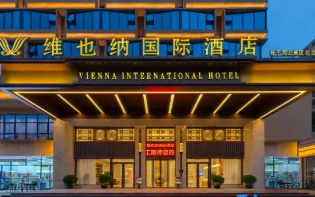 Vienna International Hotel (Guiping Xishan Scenic Area Beijiangwan Branch)