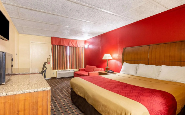 Econo Lodge Charlotte Airport Area