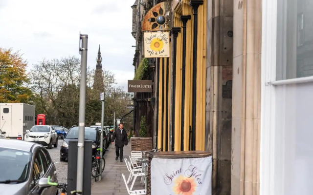 Luxury Royal Mile Retreat