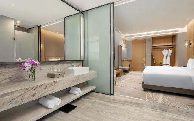 Crowne Plaza Zhoushan Seaview by IHG
