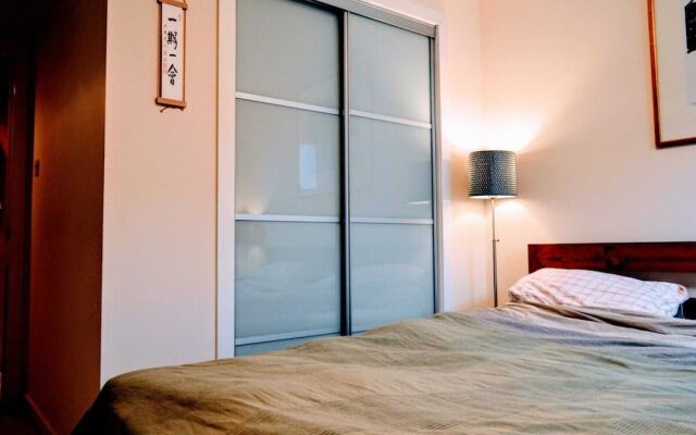 Modern Apartment Near the Sea