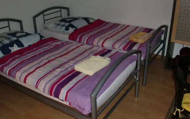 Monteurwohnung im Zentrum Lierenfeld