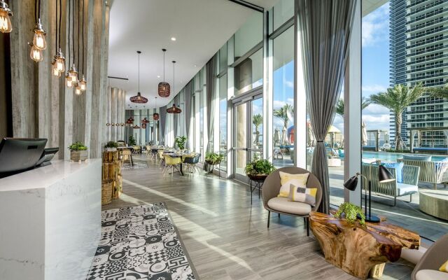 Stunning Ocean Views Condo at Hyde Beach