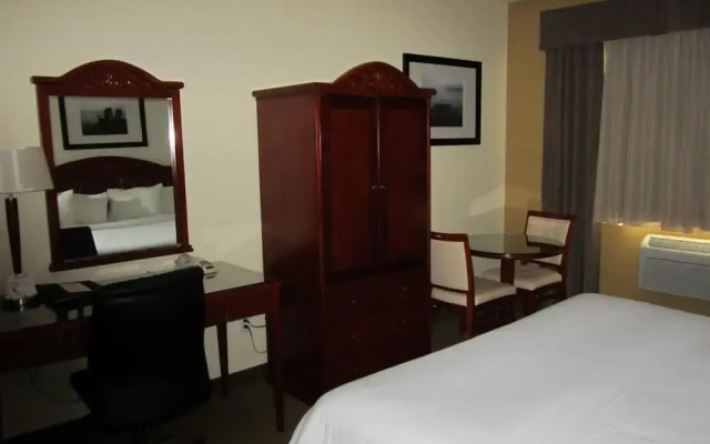 Trend Mountain Hotel & Conference Centre