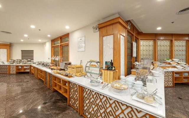 Sunflower International Village