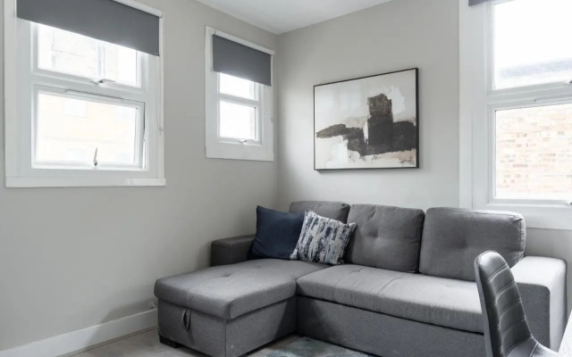 Kennington Apartment E/Apartment