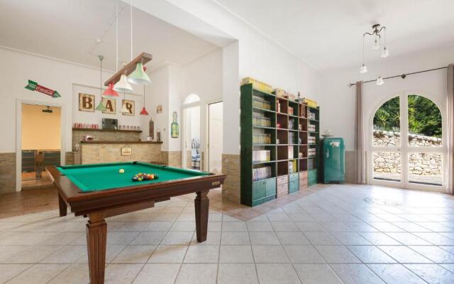 Villa Virgilia by BarbarHouse