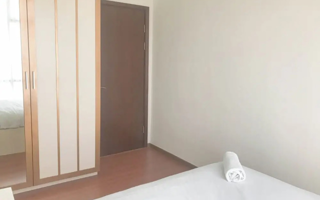 Pleasant And Calm 2Br At Grand Sungkono Lagoon Apartment