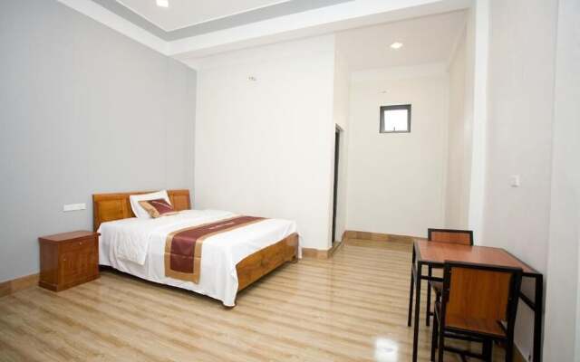 Nam Anh Hotel - Hostel