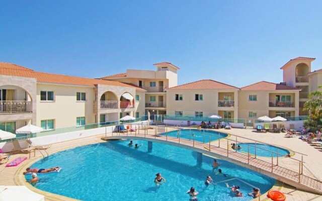 Olivia Paralimni in Paralimni