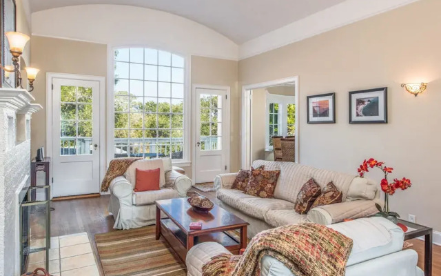 3112 Lighthouse Sanctuary