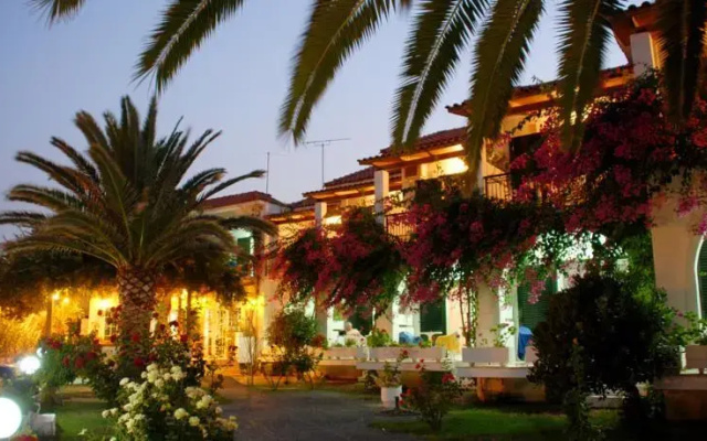 Paradise Hotel