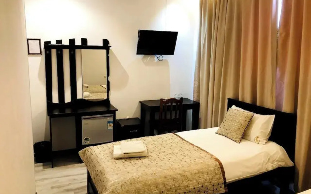 Maryam Hotel