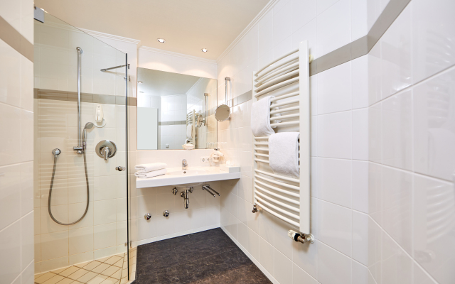 Hotel am Badersee