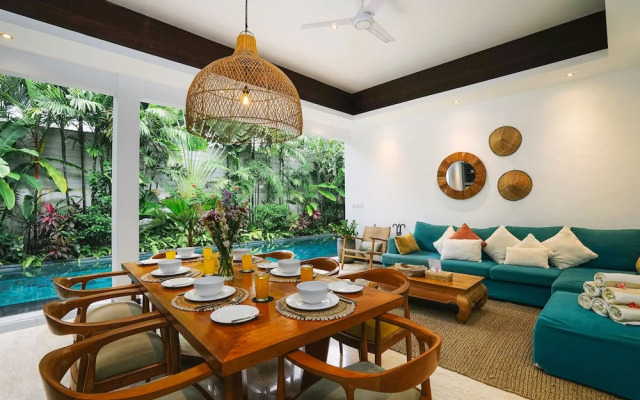 Frangipani Villa Jingga at Berawa