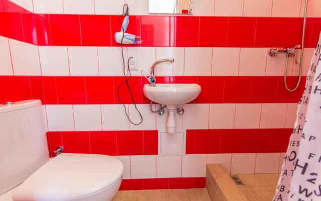 Economy Apartment on Krehivska 7