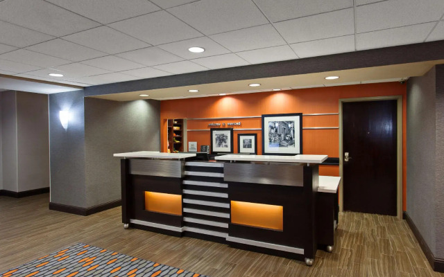 Hampton Inn & Suites Merced