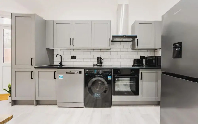 Modern 2 bed Apartment Near Wembley Stadium
