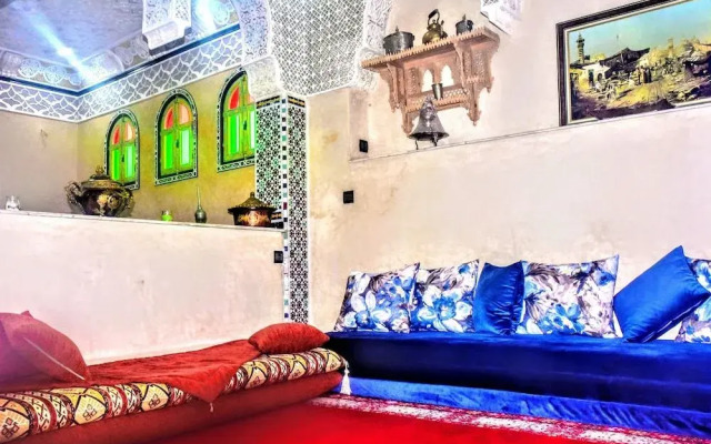 RAZOLI sidi fateh