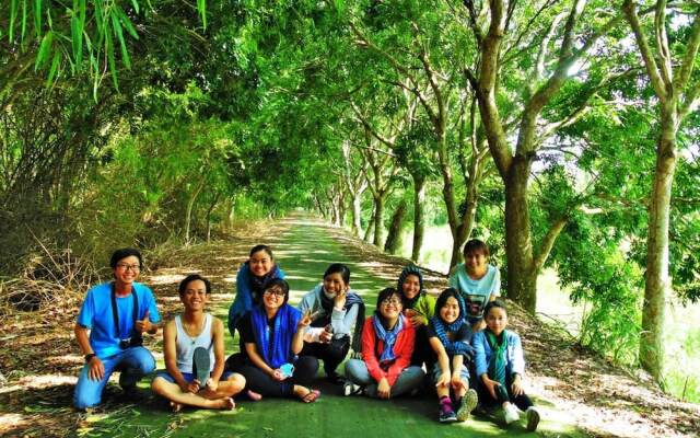 Hai Lua Homestay (Lotus Lake Homestay)
