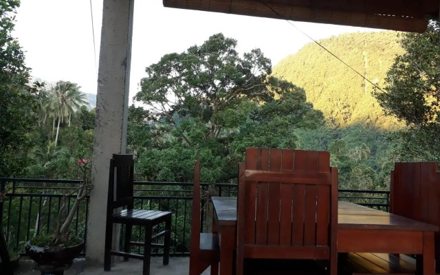 Sugi Gede Homestay
