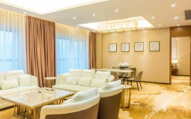 Foshan Park Lane Hotel (Qiandeng Lake)