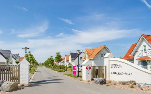Semi-detached Villa With Terrace Heater, 400m From the Beach