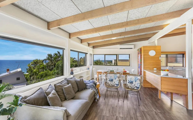 Sunshine Beach Shack