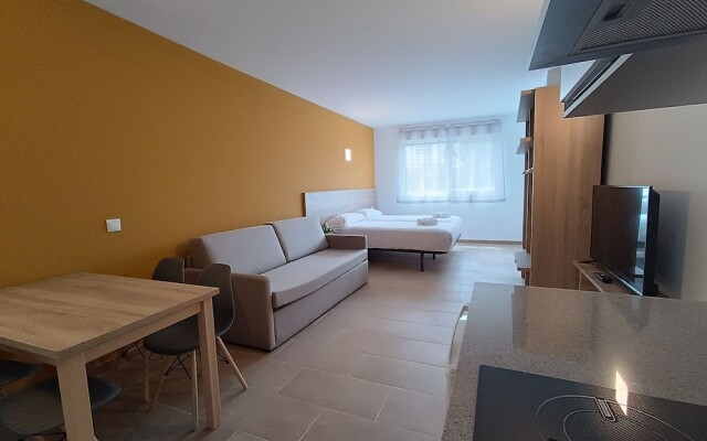 Apartamentos Pontepedriña by Bossh