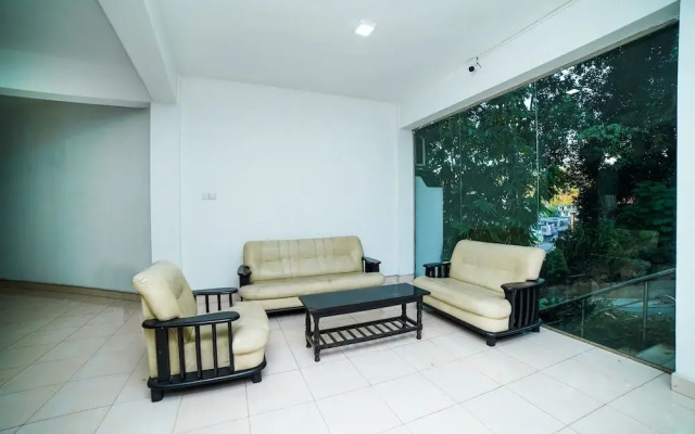 Oyo 559 Mapura Rest