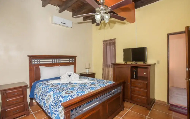 Caribbean Breeze 6b 2 Bedroom Condo by RedAwning