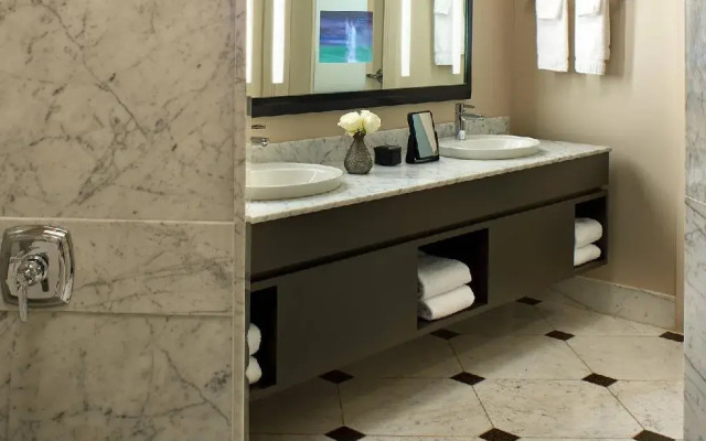 Emery, Autograph Collection Hotel