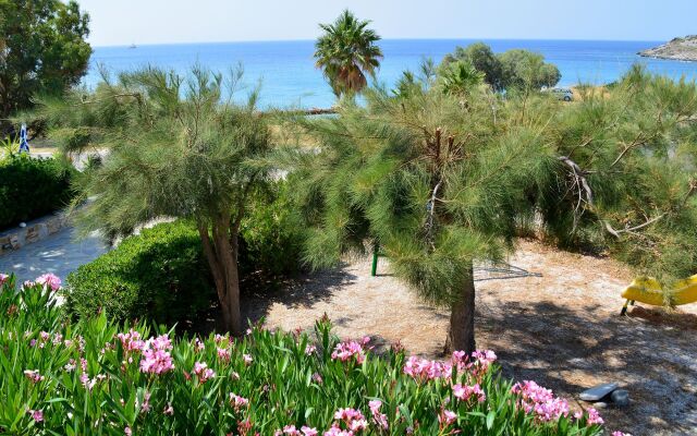 Agnadi Syros Beachfront Studios & Rooms