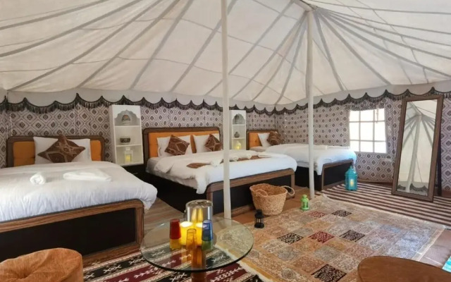 Alsarmadi Desert Camp