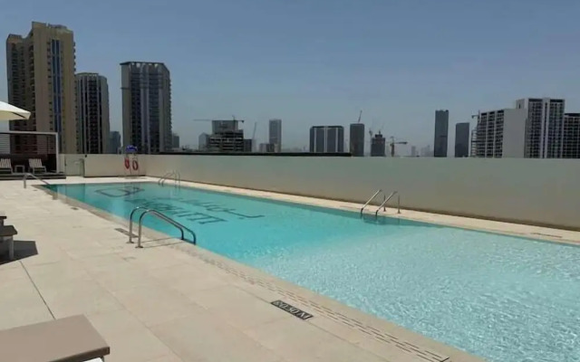 Olympic Pool 5 Mins Drive to Circle Mal