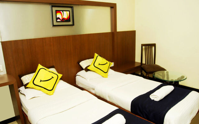 Vista Rooms At Thane Station