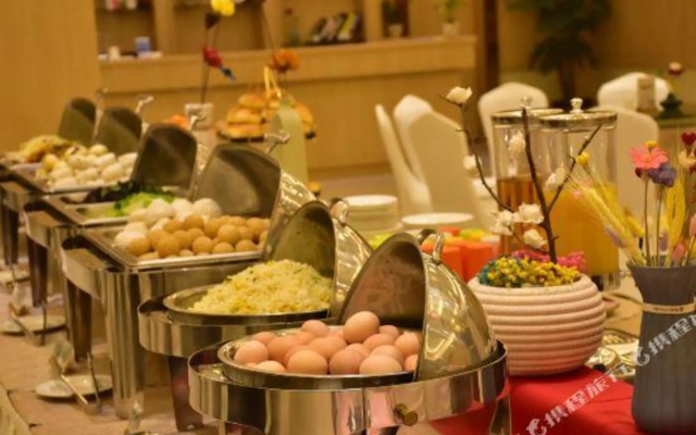 RoEasy Exquisite Hotel