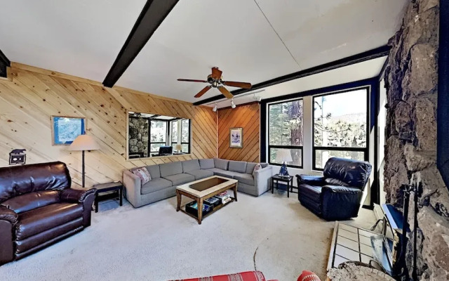 Condo with Great Views - Close to all Mammoth Recreation! by RedAwning