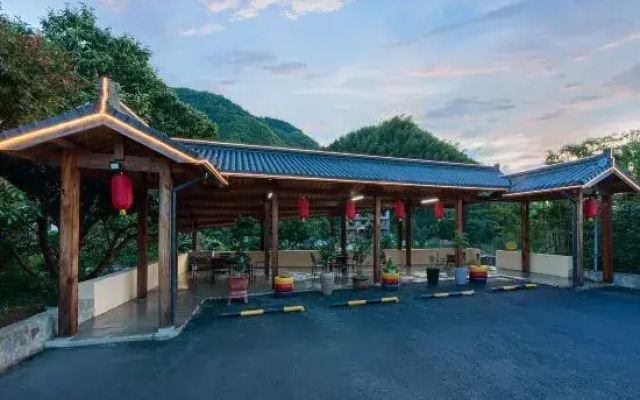 Anji Tanfeng Homestay