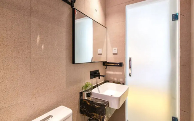 Floral Hotel Sanshengyishu Seaview Villa