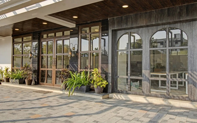 Treebo Premium Median Inn